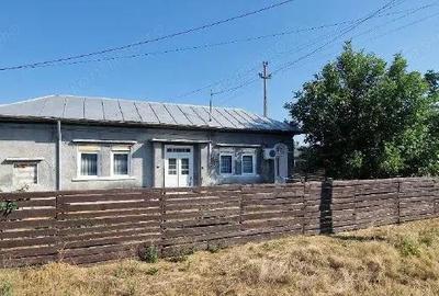 Cota de 3/6 din casa situata in comuna Curcani, Jud Calarasi - 2