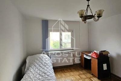 Apartament cu 2 camere, decomandat, etajul 1, centrala proprie, - 1