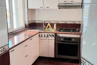 Apartament cu 4 camere în Micro 10 - 4