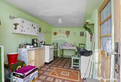 Casă cu 4 camere cu Teren 1349 Mp în Galșa - 16