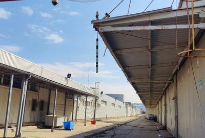 Spațiu industrial, de 12,000 mp, în Central - 5