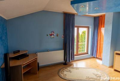 Casă cu 4 camere în Central - 10