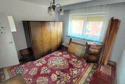 Apartament de vanzare 2 camere decomandat - 1