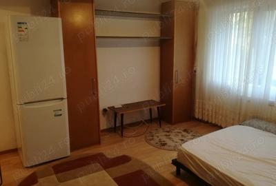 Inchiriez garsoniera - 1