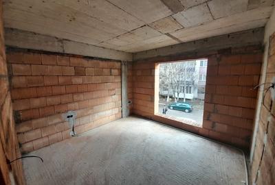 Apartament cu 2 camere decomandat în Calea Moldovei - 13