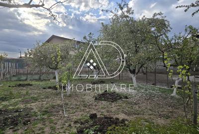 Teren intravilan de 420 mp, în 9 Mai - 8