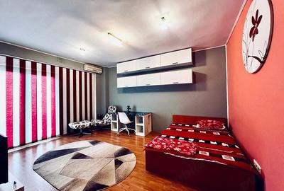 Garsonieră decomandată în Complex Studențesc