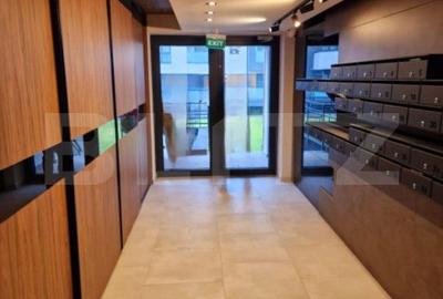 Apartament cu 3 camere în Tractorul - 2
