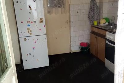 Inchiriez apartament cu 2 camere - 1