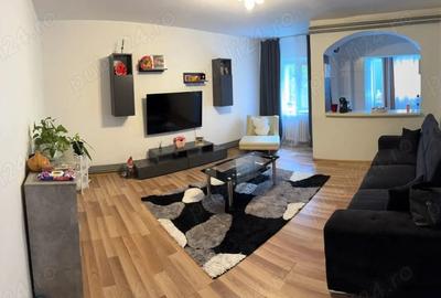 Apartament cu 4 camere decomandat în 1 Decembrie - 5