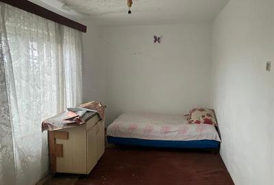 Casă cu 5 camere cu Teren 931 Mp în Movileni - 11