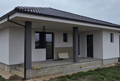 Casă cu 4 camere în Sântandrei - 13