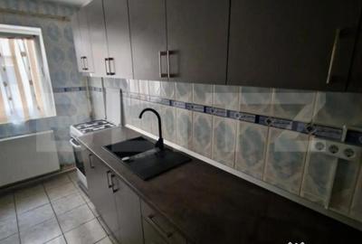 Apartament cu 3 camere decomandat, mobilat în Central