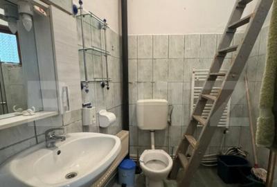 Casa de vanzare, cu 2 camere, 42 mp, zona 13 Septembrie - 18