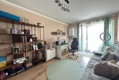 Apartament cu 2 camere semidecomandat, mobilat în Bună Ziua