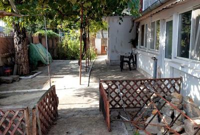 Casă cu 3 camere cu Canalizare în Central - 5