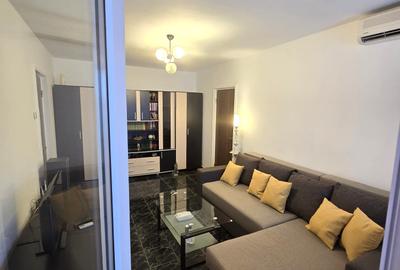 2 camere,  între metrou Gorjului și Păcii, Bld. Iuliu Maniu nr 170 - 17