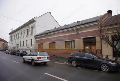 Casă cu 5 camere cu Teren 308 Mp în Central - 8