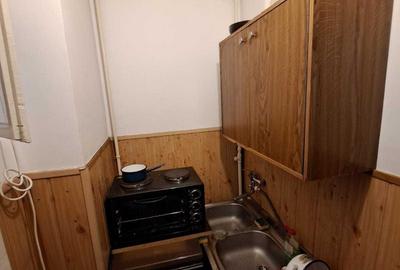 Garsonieră decomandată, mobilată în Județean - 4