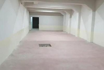 Spațiu comercial, de 600 mp, în Central - 2