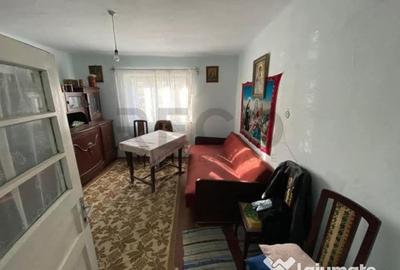 Casă cu 2 camere cu Teren 2000 Mp în Măgești - 4