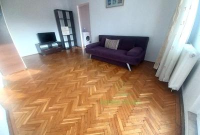 Apartament cu 2 camere semidecomandat, mobilat în Moșilor