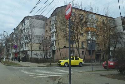 Apartament cu 2 camere decomandat în Dacia - 1