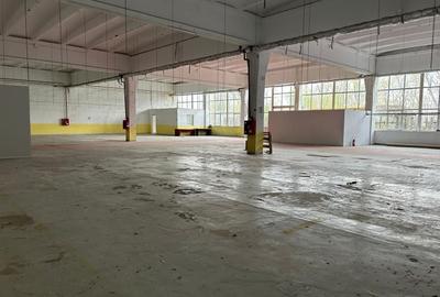 Hala de inchiriat 2045 mp. Comision Zero!! - 2