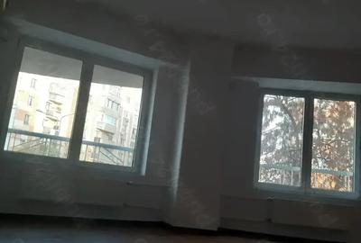 Apartament cu 2 camere semidecomandat în Calea Călărașilor - 2