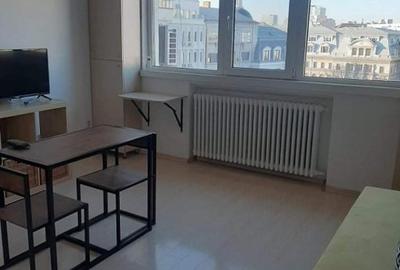 Garsonieră decomandată în Universitate - 2