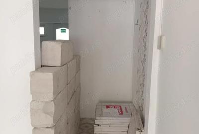 Spațiu comercial, de 31 mp, în Central - 6