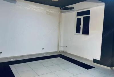 Spațiu comercial, de 92 mp, în Central - 2