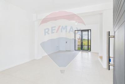 Apartament cu 3 camere si gradina de vanzare, Nobil Rezidence - Tunari - 2