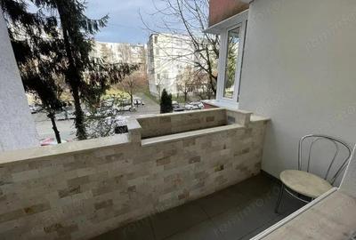 Apartament cu 3 camere decomandat în Tudor - 1