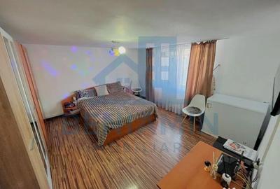 Casă cu 3 camere cu Teren 184 Mp în Brestei