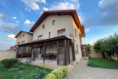 Dobroesti | Vila 8 Camere | P+1+M+P | TEREN 360 Mp | Constructie 2008