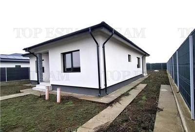 Casă individuală cu 4 camere cu Canalizare în Corbeanca - 1