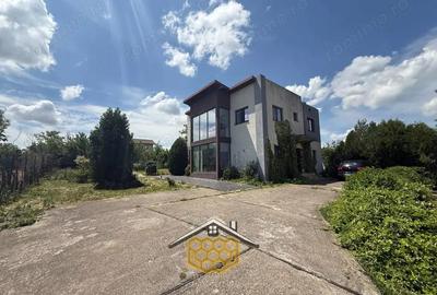 Oferta 2 case la pret de una in Ghercesti Ideal pentru 2 familii - 1