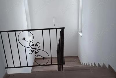 Casă cu 4 camere cu Teren 310 Mp în 1 Decembrie - 10