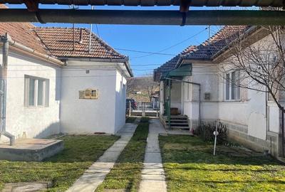 Casă cu 2 camere cu Teren 899 Mp în Central - 3