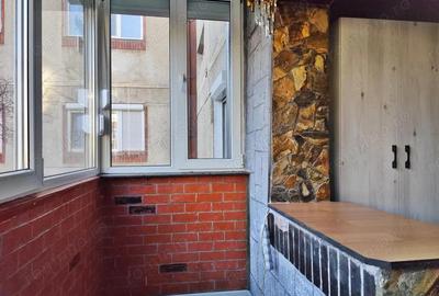 Inchiriere apartament 3 camere, str. Sovata, Rogerius, Oradea - 9