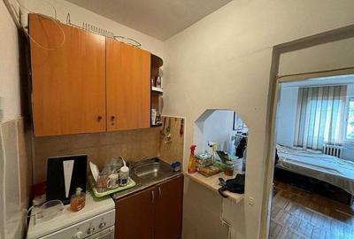 Garsoniera de vanzare  pe strada golescu 12 - 7