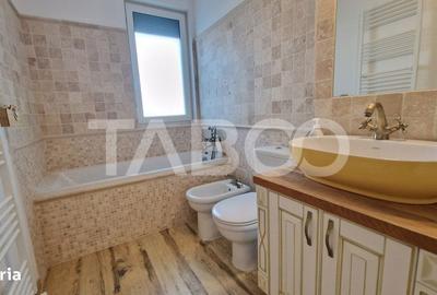 Apartament cu 3 camere decomandat în Central - 7