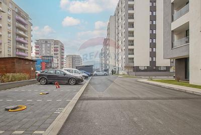 De inchiriat | Apartament 3 camere | Loc de parcare | Zona Tractorul - 30