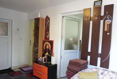 BUDESTI - CASA LANGA ORAS, TEREN 935 MP - 10