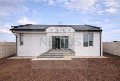 Casă individuală cu 4 camere cu Canalizare în Berceni - 2