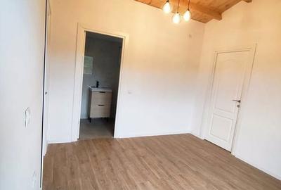 Casă cu 2 camere decomandat cu Teren 606 Mp în Slimnic - 3