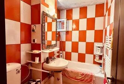 Apartament cu 3 camere decomandat în Micro 14 - 2