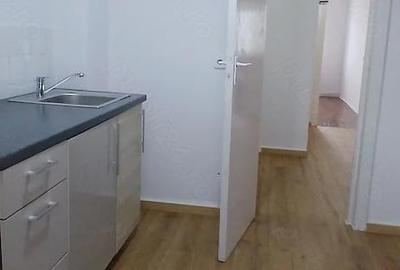 Apartament cu 3 camere decomandat în Cordău - 3