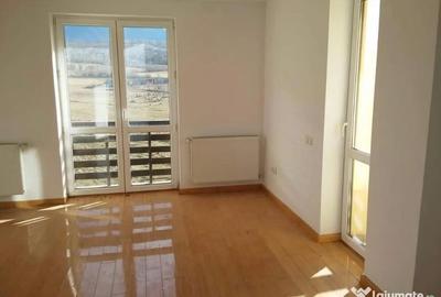 Apartament cu 4 camere decomandat în Tohanu Nou - 5